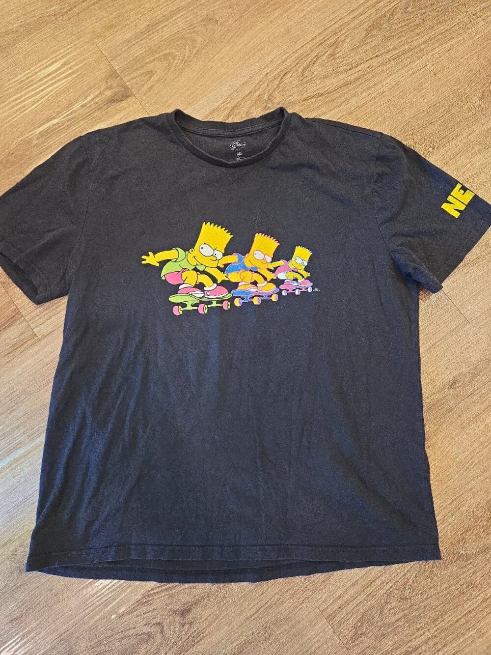 Vintage The Simpsons x Neff T-Shirt Y2K Bart Skateboarding